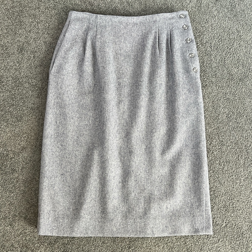 Vtg Liz Claiborne Wool A Line Skirt with pockets